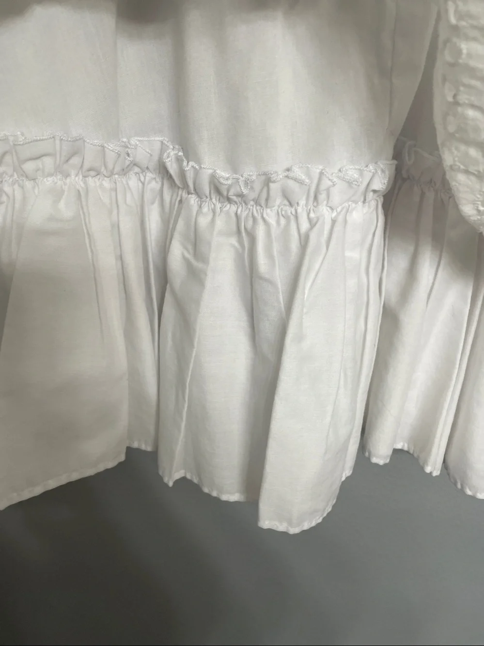 ZARA Kids White Eyelet Flutter Sleeve Dress Size 8/9
